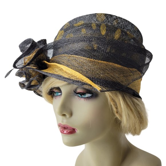 Glamorous Red Carpet Hat in Black and Gold with Polka Dots main image 9